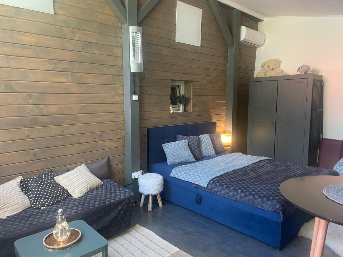 Monpe Apartmanik S Atmosferou Komarno Bagian luar foto