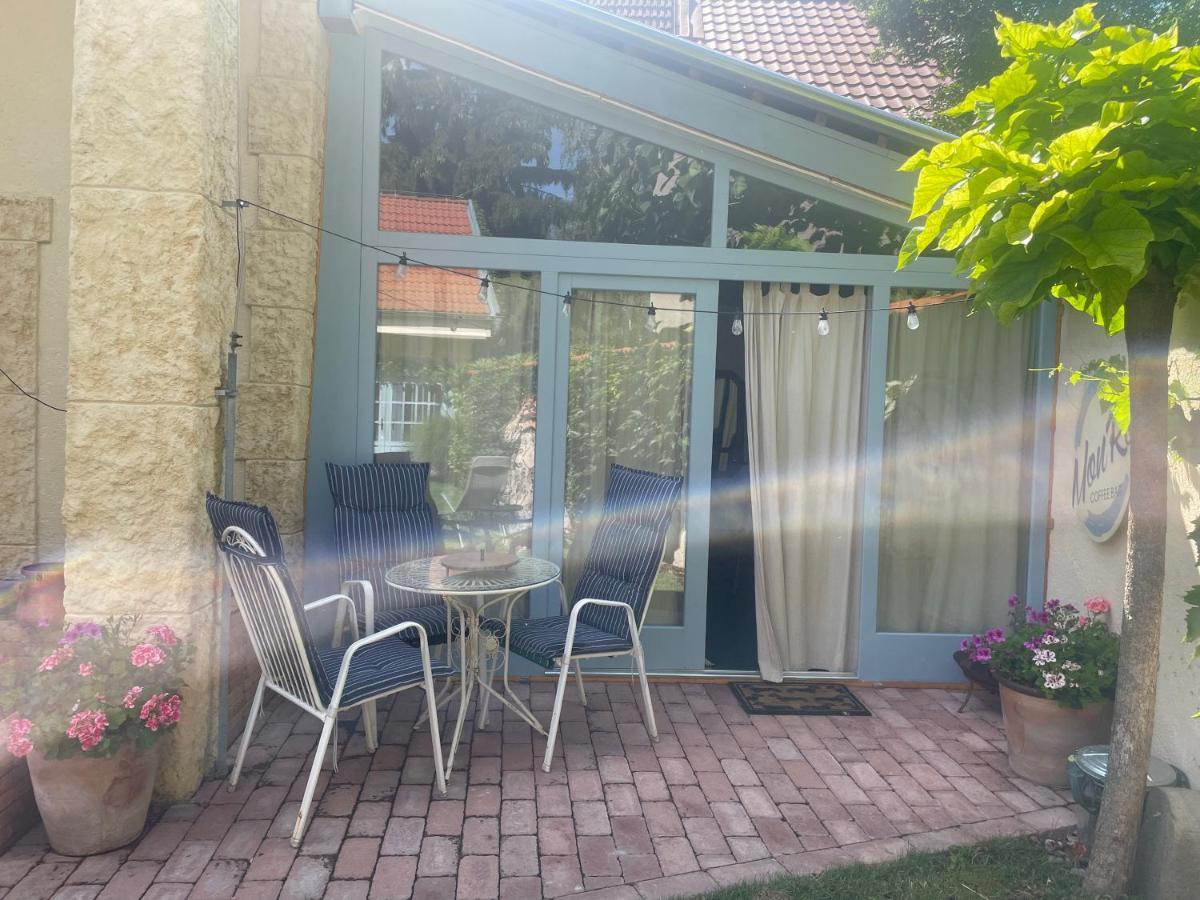 Monpe Apartmanik S Atmosferou Komarno Bagian luar foto