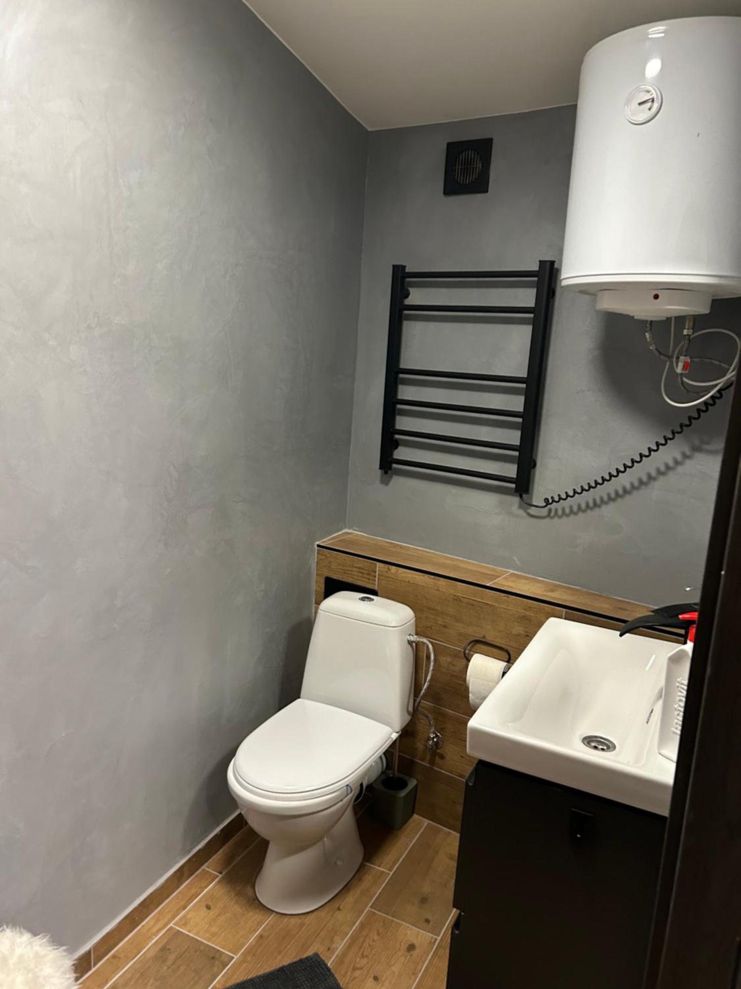 Monpe Apartmanik S Atmosferou Komarno Bagian luar foto