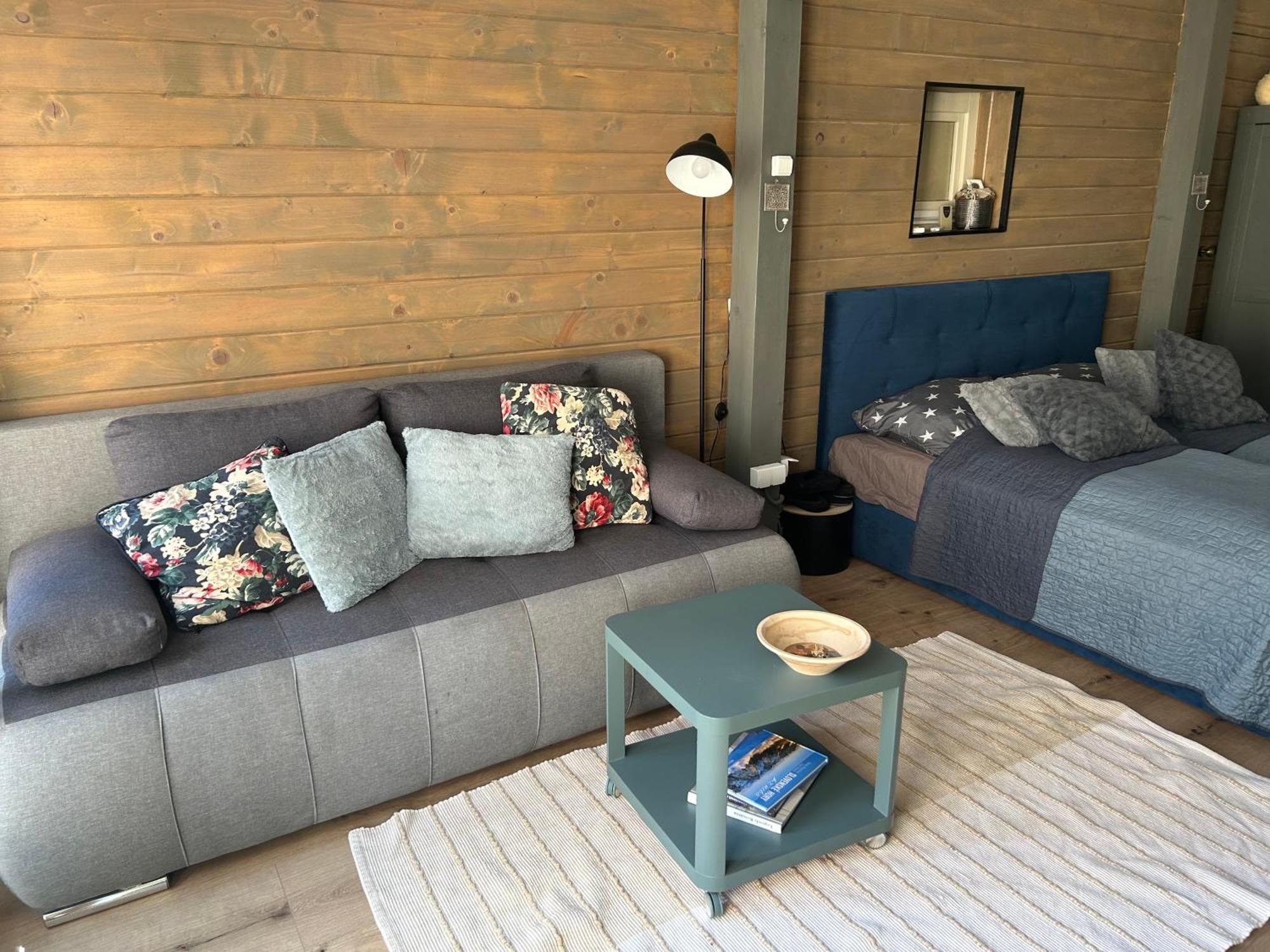 Monpe Apartmanik S Atmosferou Komarno Bagian luar foto